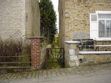 15048