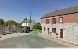 161375