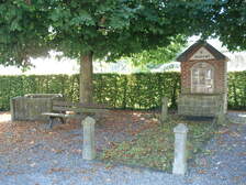 284361