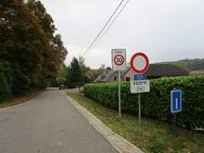 288216