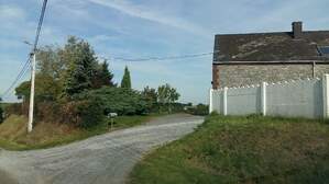 306470