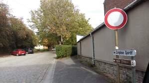 307534