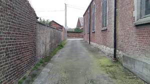 307929
