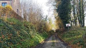 310851