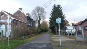 310941