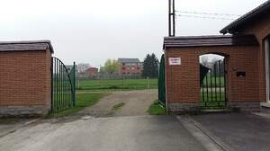 316989