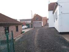325626