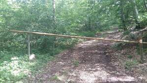 327212