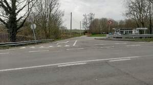 330433
