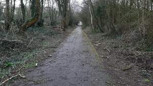 330570