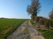 331912