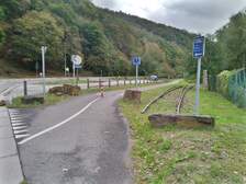 338152