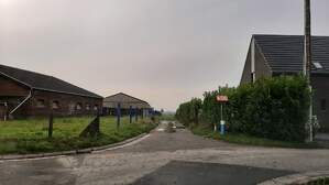 338542