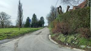 341754