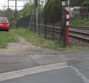 345854