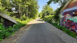 356579