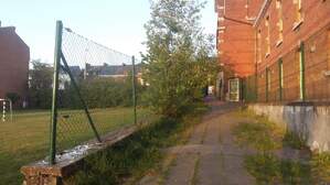 357433