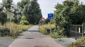 358379