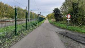 359881