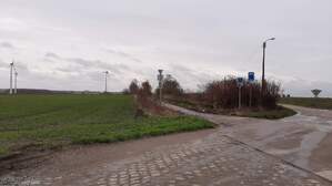 360300
