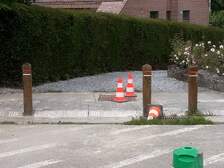371648