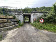 371847