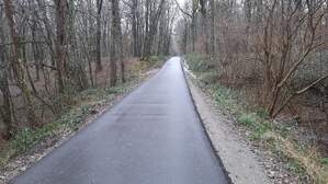375562