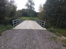 379725