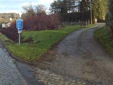 381338